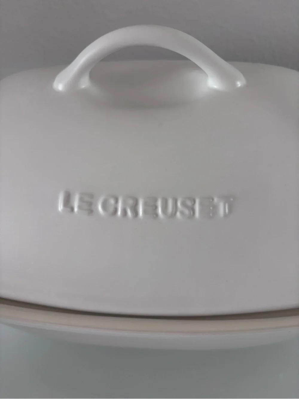 Le Creuset Stoneware Heritage White 3.75 QT Deep Covered Baker Roaster